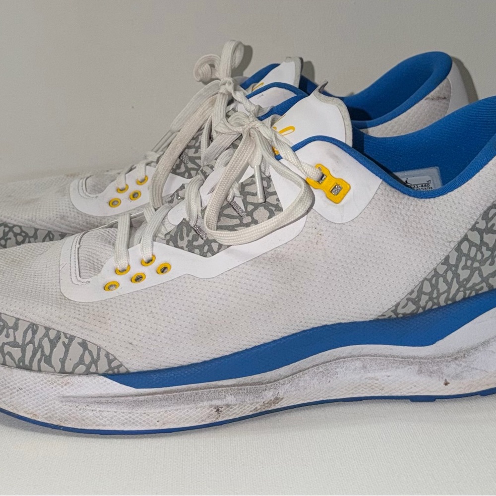 Jordan UCLA Sneakers